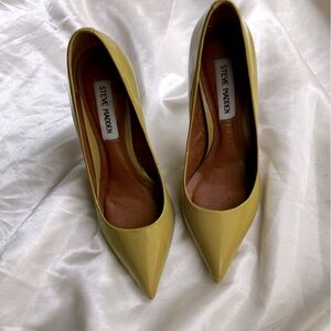 Steve Madden Olive Green Heel Pumps Size 6.5